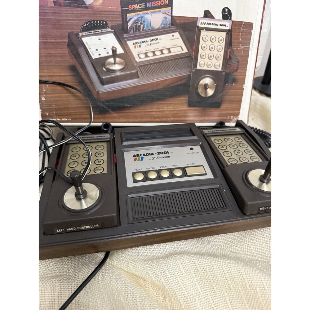 Emerson Arcadia 2001 Video Game Console With 8 Games Original Paperwork Works
